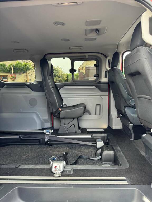 Ford Tourneo Custom 320 Titanium Ecoblue 170 Ps 8 Speed Dsg 9 Sea Black #15