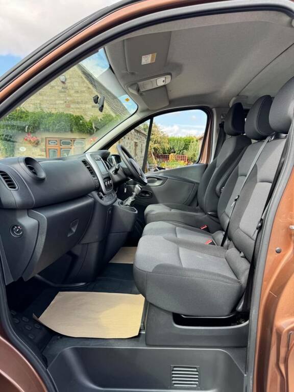 Renault Trafic 2.0 Dci Energy 28 Sport Edc Swb Standard Roof Euro Grey #9