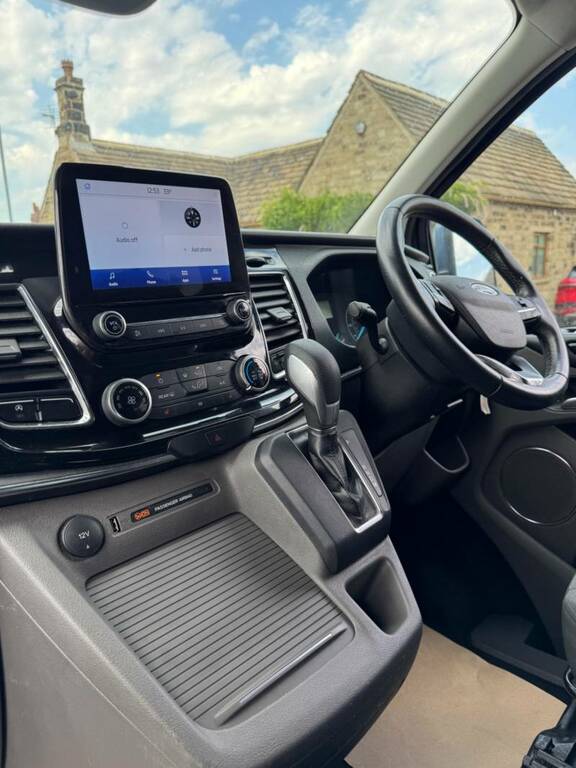 Ford Tourneo Custom Wheelchair Accessible Vehicle 2.0 Tourneo Custom T Black #11