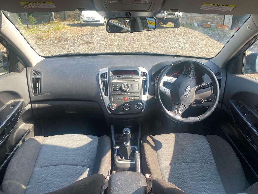 Kia Ceed 1.6 Crdi Ecodynamics 2 Sports Wagon Euro 5 S S Grey #5