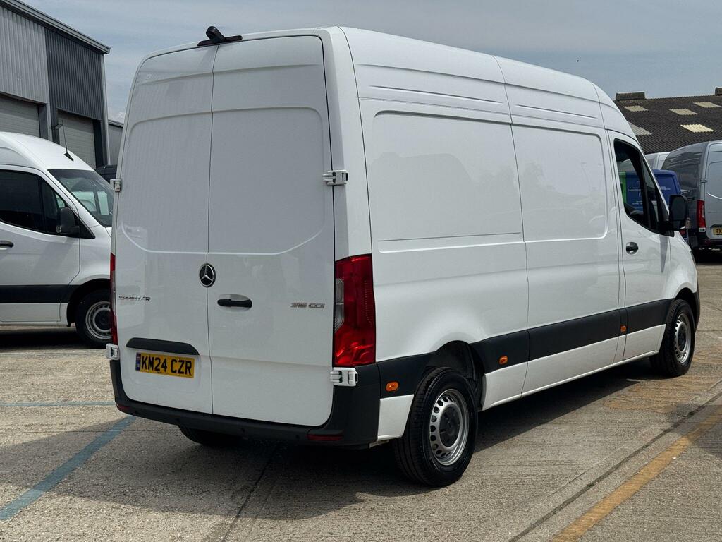 Mercedes-Benz Sprinter 2.0 315 Cdi Progressive Panel Van Manua KM24CZR White #4