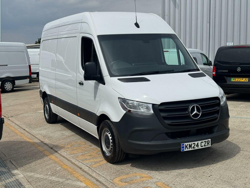 Mercedes-Benz Sprinter 2.0 315 Cdi Progressive Panel Van Manua KM24CZR White #3