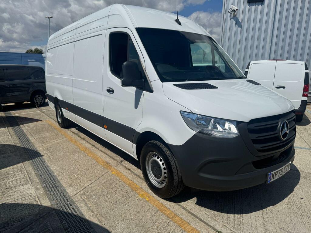 Mercedes-Benz Sprinter 2.0 315 Cdi Pro G-tronic Rwd L3 H2 Euro 6 Ss KP75CZV White #3