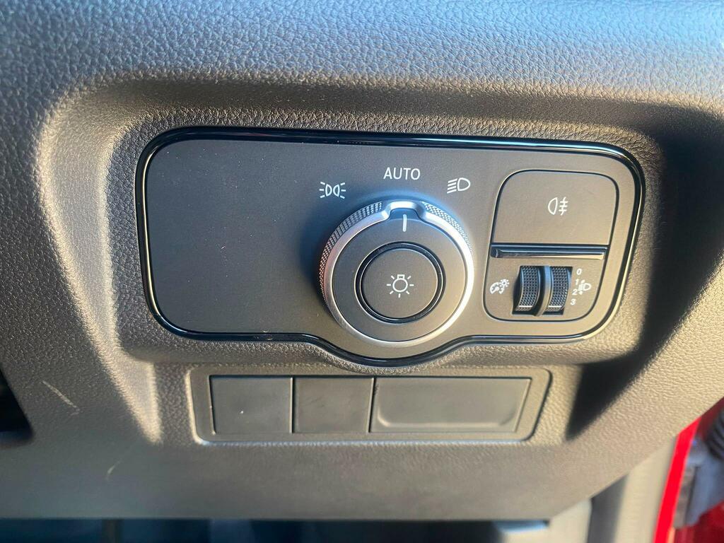 Mercedes-Benz CITAN 110 Van L1 Progressive White #16