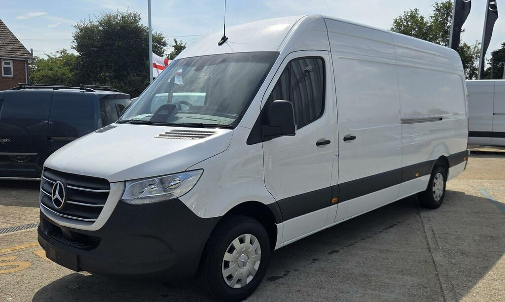 Mercedes-Benz Sprinter 2.0 315 Cdi Pro Rwd L3 H2 Euro 6 Ss White #4