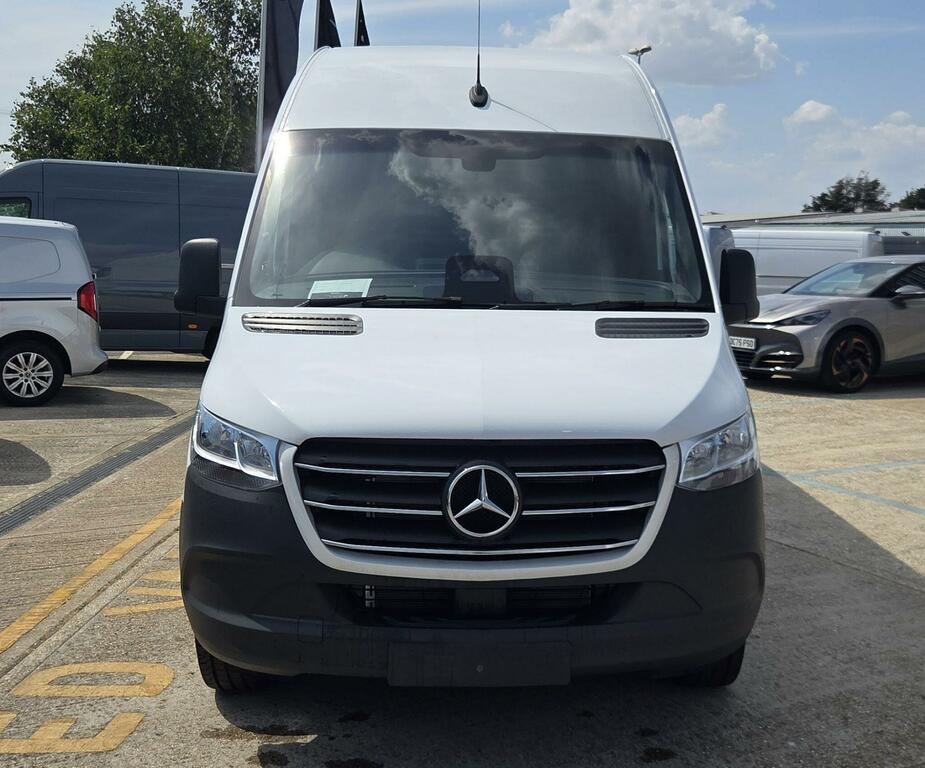 Mercedes-Benz Sprinter 2.0 315 Cdi Pro Rwd L3 H2 Euro 6 Ss White #3