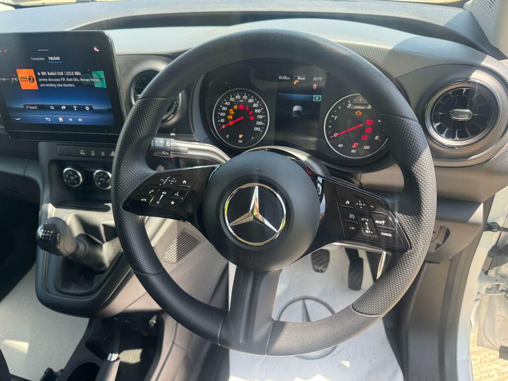 Mercedes-Benz CITAN 110Cdi Premium Van Silver #10