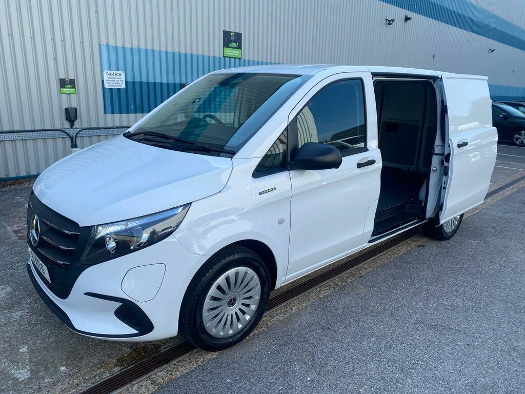 Mercedes-Benz eVito 116 E 66Kwh Pro Fwd L2 6Dr Lwb White #4