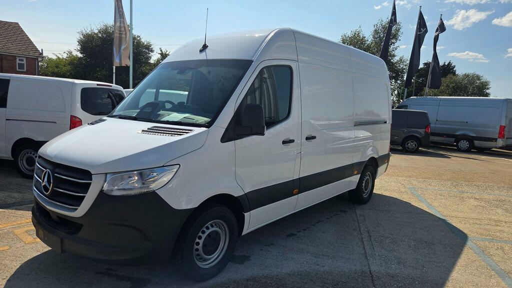 Mercedes-Benz Sprinter 2.0 315 Cdi Pro Rwd L2 H2 Euro 6 Ss White #4