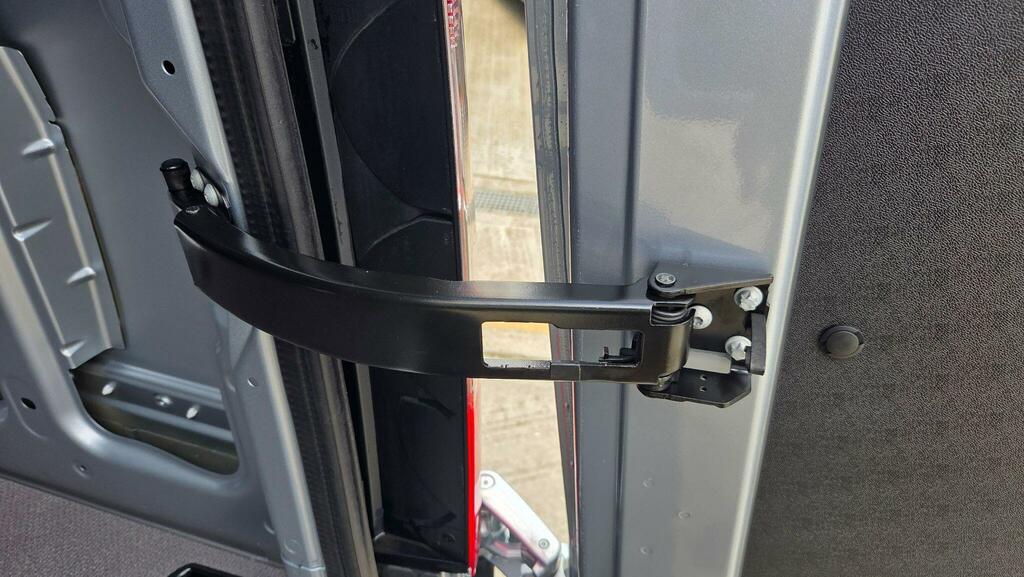 Mercedes-Benz Sprinter 315 Chassis L2 Progressive Fwd White #20
