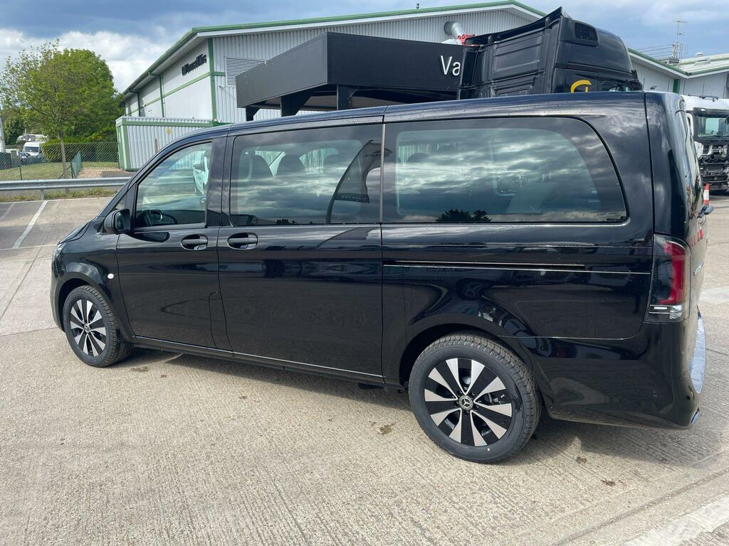 Mercedes-Benz Vito 2.0 116 Cdi Select Tourer G-tronic Rwd L2 Euro 6 Black #5