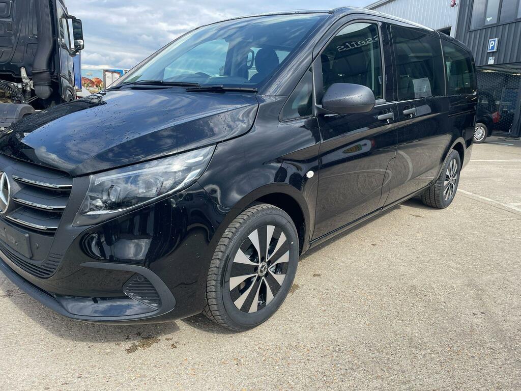 Mercedes-Benz Vito 2.0 116 Cdi Select Tourer G-tronic Rwd L2 Euro 6 Black #4
