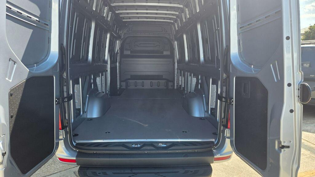 Mercedes-Benz Sprinter 2.0 315 Cdi Select G-tronic Rwd L3 H2 Euro 6 Ss Silver #16