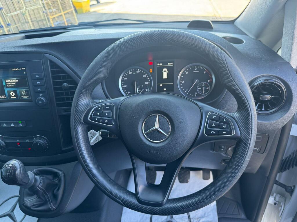 Mercedes-Benz Vito 116 Premium L3 Grey #22