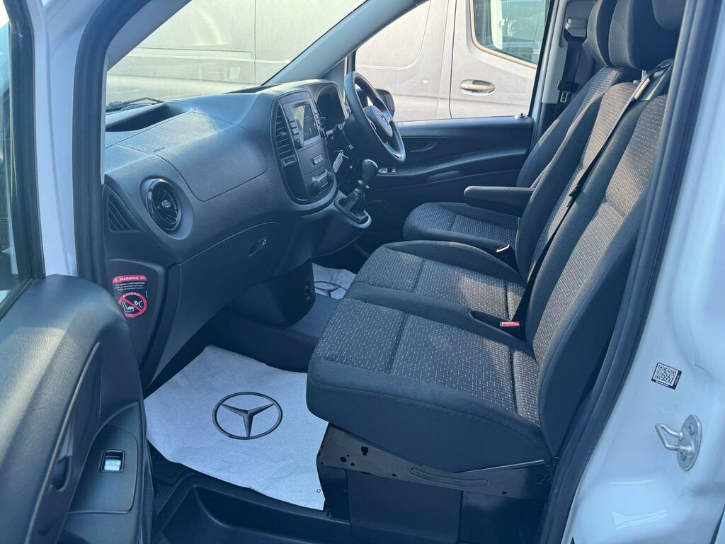 Mercedes-Benz Vito 116 Premium L3 Grey #16