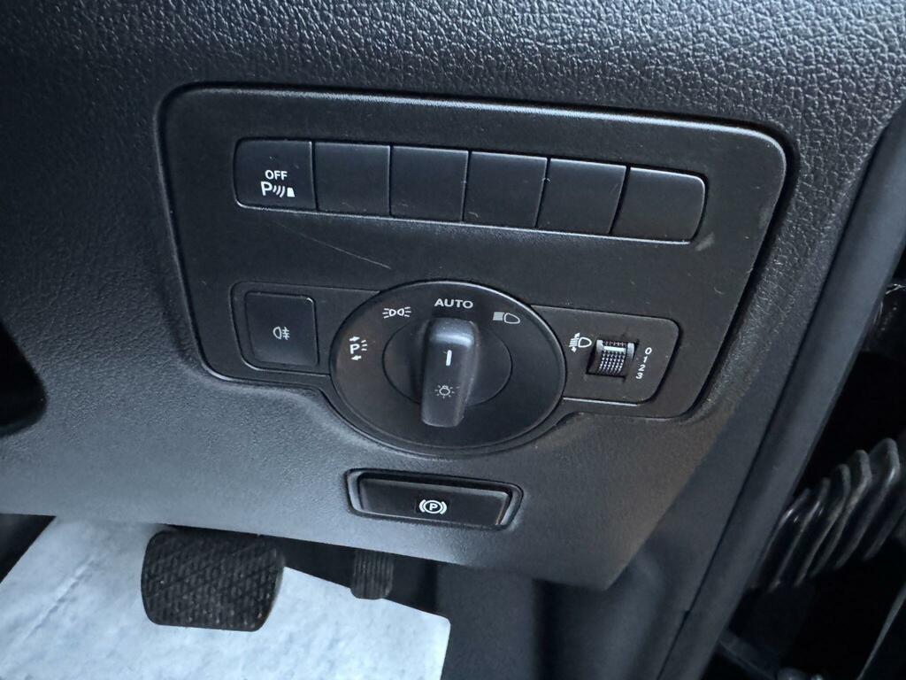 Mercedes-Benz eVito Mercedes-benz Vito Mercedes-benz Vito Mercedes-ben Black #20