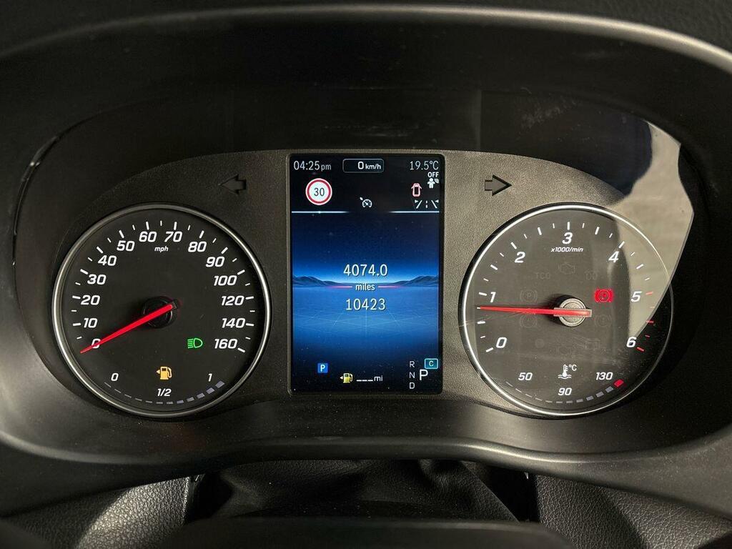 Mercedes-Benz Vito Vito 114 Cdi Pro 9-Seater 9G-tronic Black #13