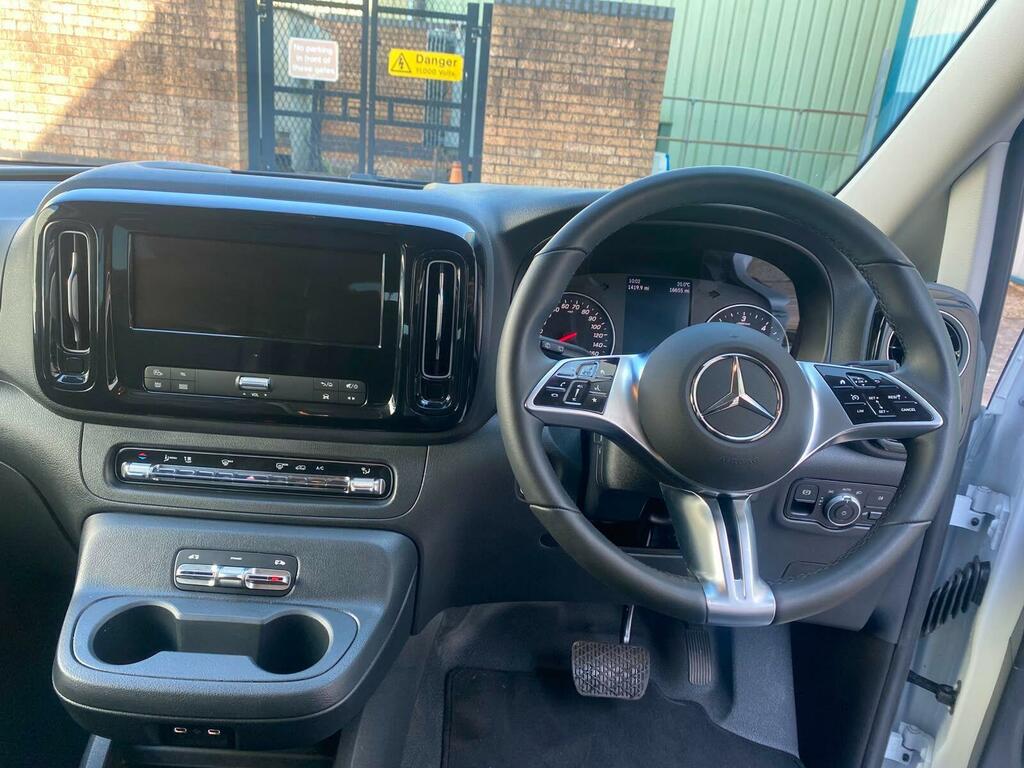 Mercedes-Benz Vito 122 3.0 V6 Brabus Sport-x Dualiner Long Orange #24
