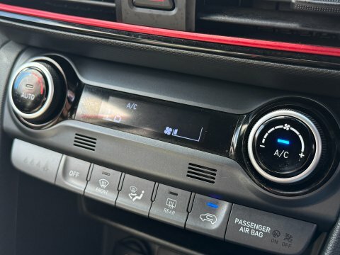 Hyundai Kona Kona Premium Black #43