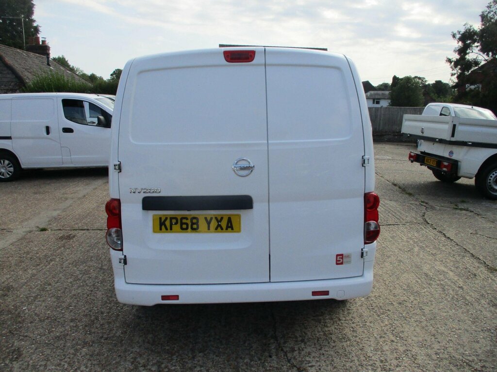 Nissan NV200 1.5 Dci Tekna Swb Euro 6 6Dr White #4