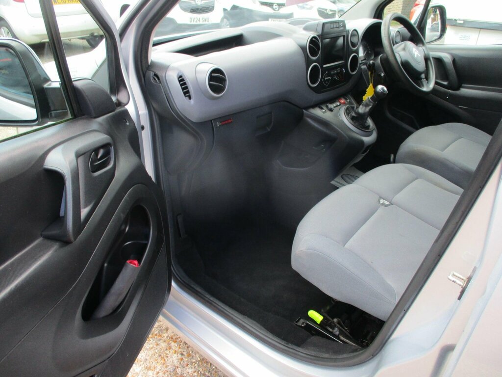 Citroen Berlingo 1.6 625 LX L1 White #11