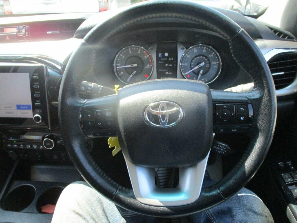Toyota HILUX 2.8 D-4d Invincible X 4Wd Euro 6 Ss Black #29