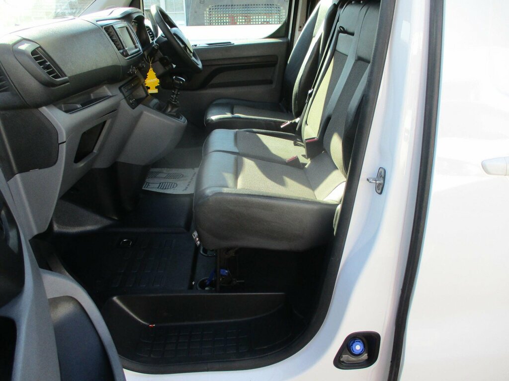Vauxhall Vivaro 2.0 Turbo D Elite L Mpv Lwb Euro Grey #11