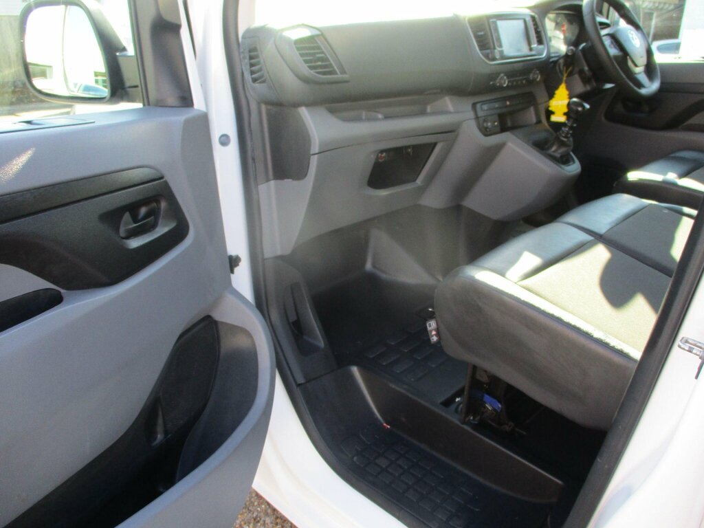 Vauxhall Vivaro 2.0 Turbo D Elite L Mpv Lwb Euro Grey #13
