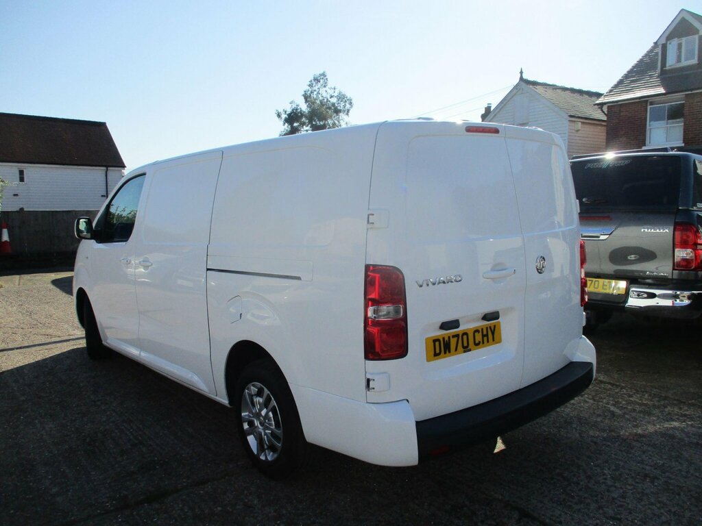 Vauxhall Vivaro 1.5 Turbo D 2900 Sportive L2 H1 Euro 6 Ss White #3
