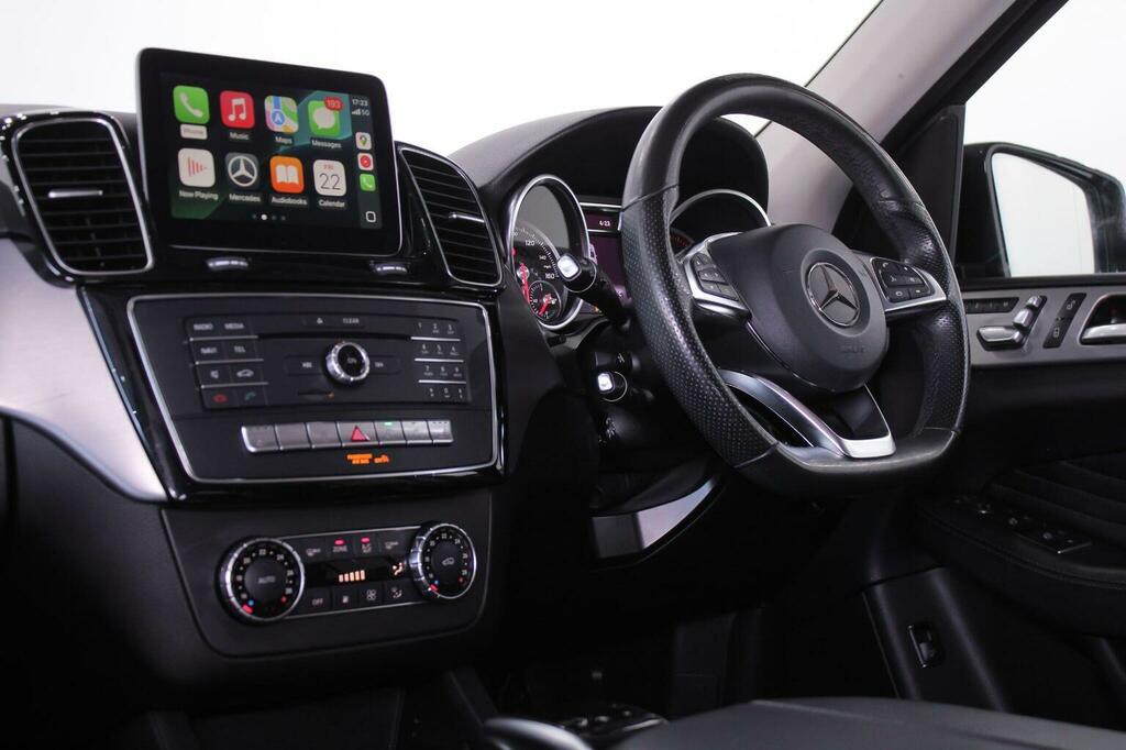Mercedes-Benz GLE Class Gle350d V6 Amg Line Black #16