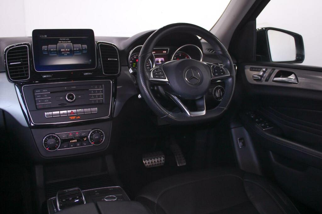Mercedes-Benz GLE Class Gle350d V6 Amg Line Black #21