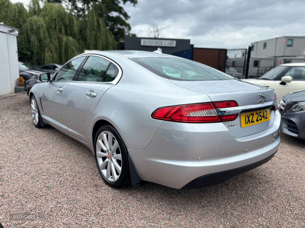 Jaguar XF 2.2D 200 Portfolio Silver #5