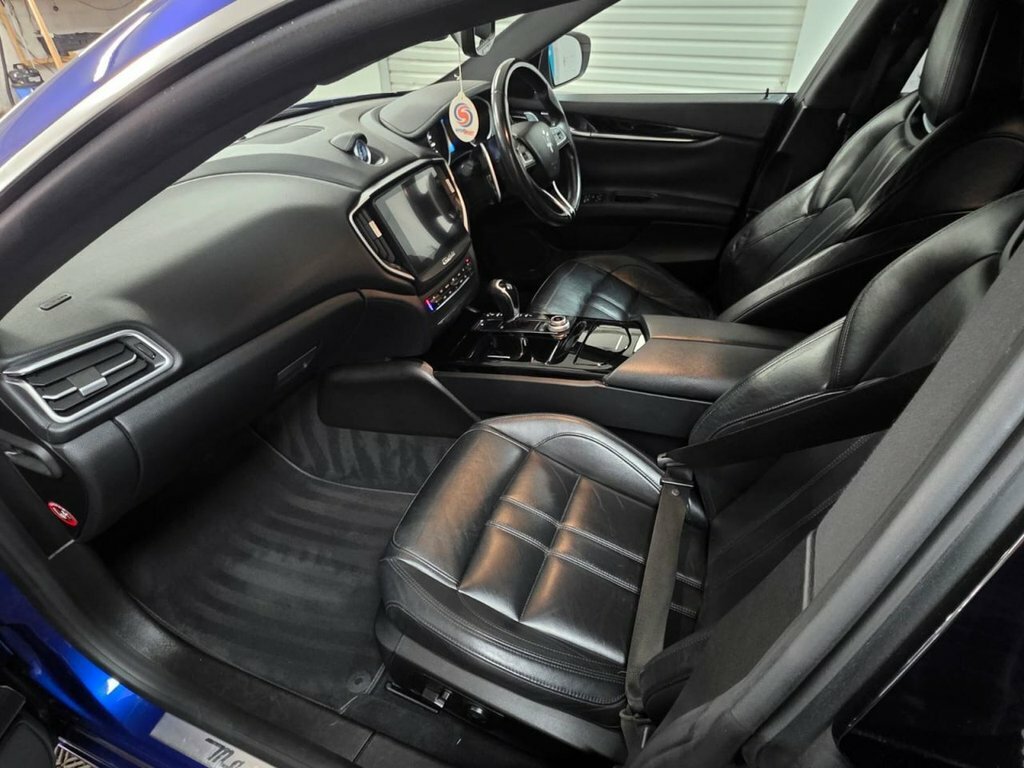Maserati Ghibli Saloon 3.0D V6 Zf Euro 5 Ss Black #19