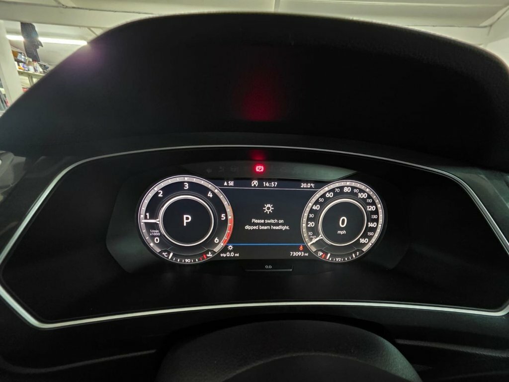 Volkswagen Tiguan 2.0 Tdi Sel Suv Dsg Euro 6 S S 150 P White #4