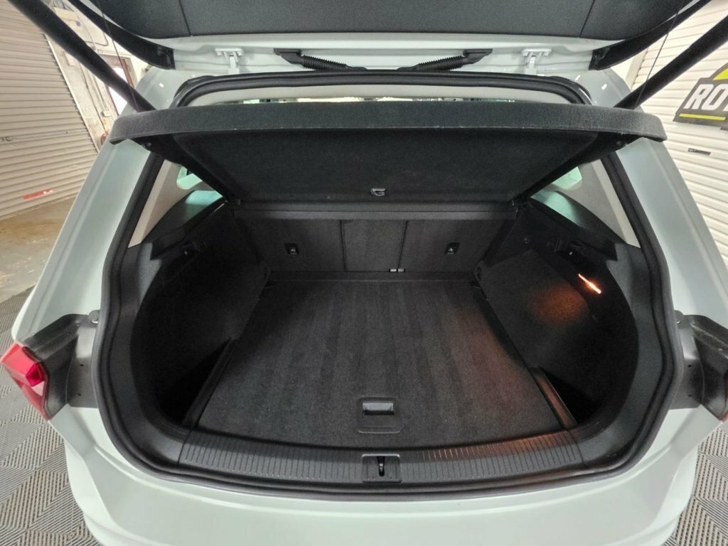 Volkswagen Tiguan 2017 2.0 Tdi Se Navigation Suv Dsg 4Mot White #16