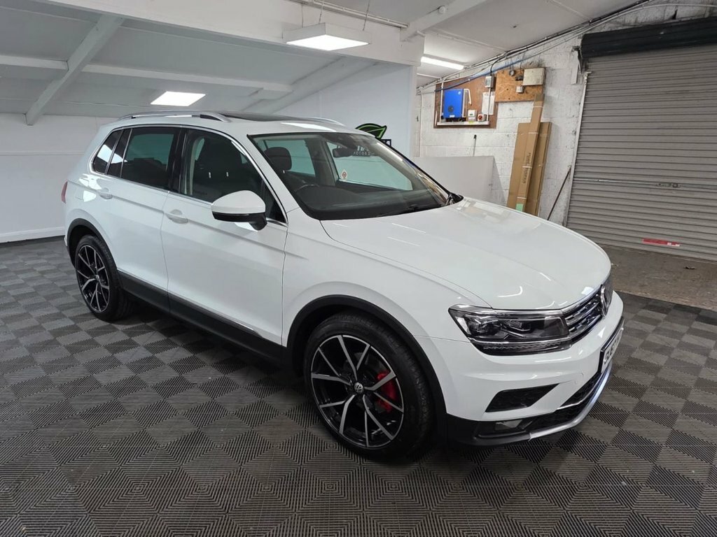 Volkswagen Tiguan 2017 2.0 Tdi Se Navigation Suv Dsg 4Mot White #24