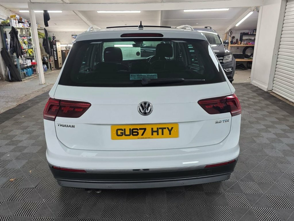 Volkswagen Tiguan 2017 2.0 Tdi Se Navigation Suv Dsg 4Mot White #27