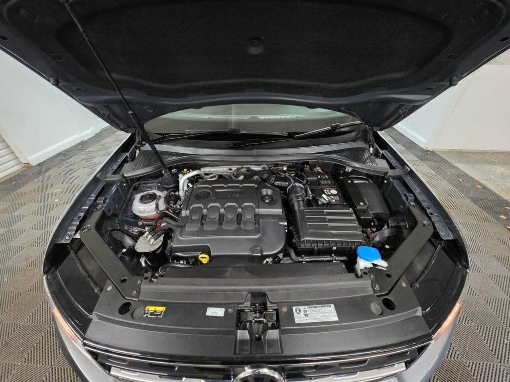 Volkswagen Tiguan 2.0 Tdi Se Suv Euro 6 S S 150 Grey #2