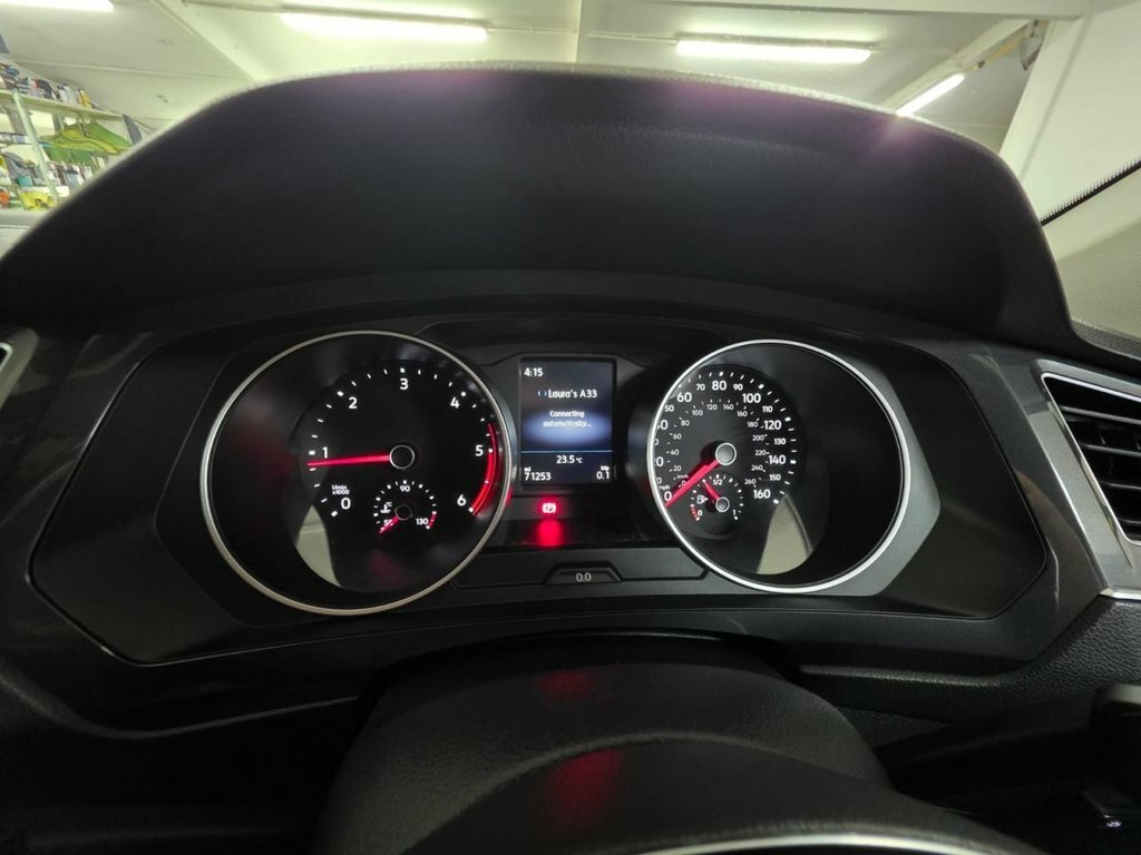 Volkswagen Tiguan 2.0 Tdi Se Suv Euro 6 S S 150 Grey #4