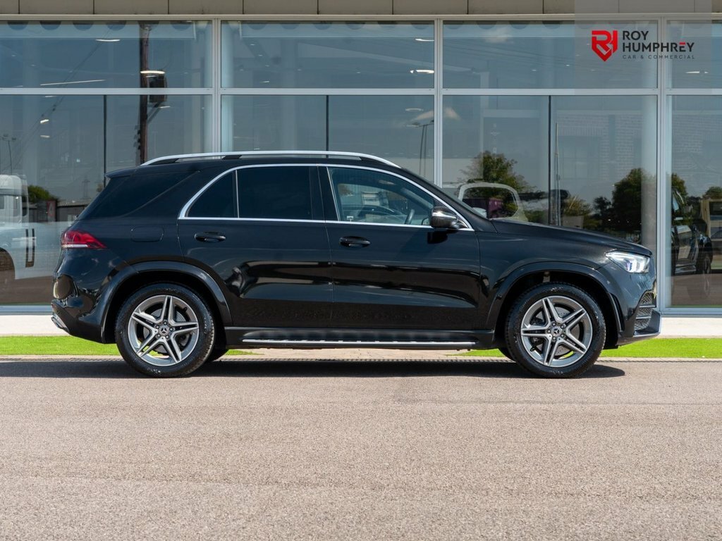 Mercedes-Benz GLE Class 2L Amg Line Black #3