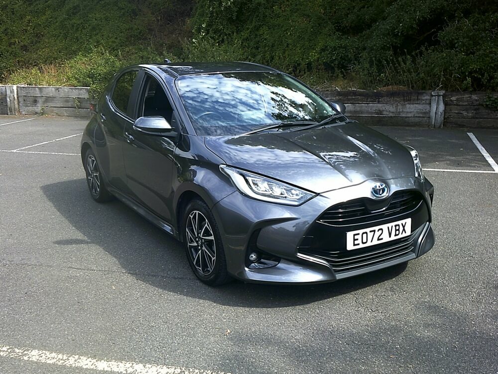 Toyota Yaris 1.5 Hybrid Design EO72VBX