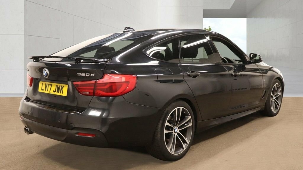 BMW 3 Series Gran Turismo 2L M Sport Black #3