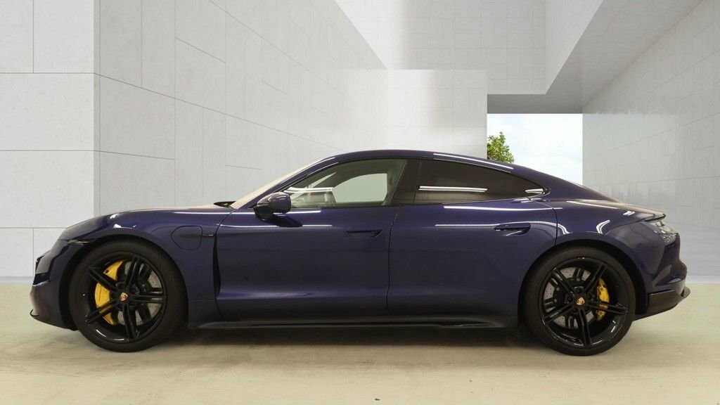Porsche Taycan Saloon Blue #6