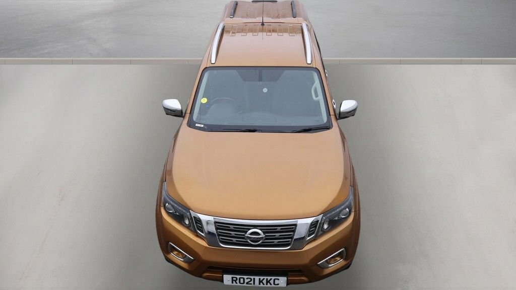 Nissan Navara 2L Tekna Yellow #6