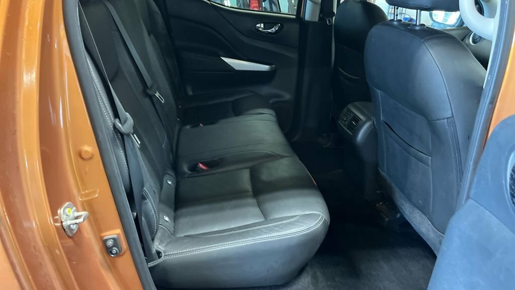 Nissan Navara 2.3 Dci Tekna 4Wd Euro 6 Sunroof Grey #9