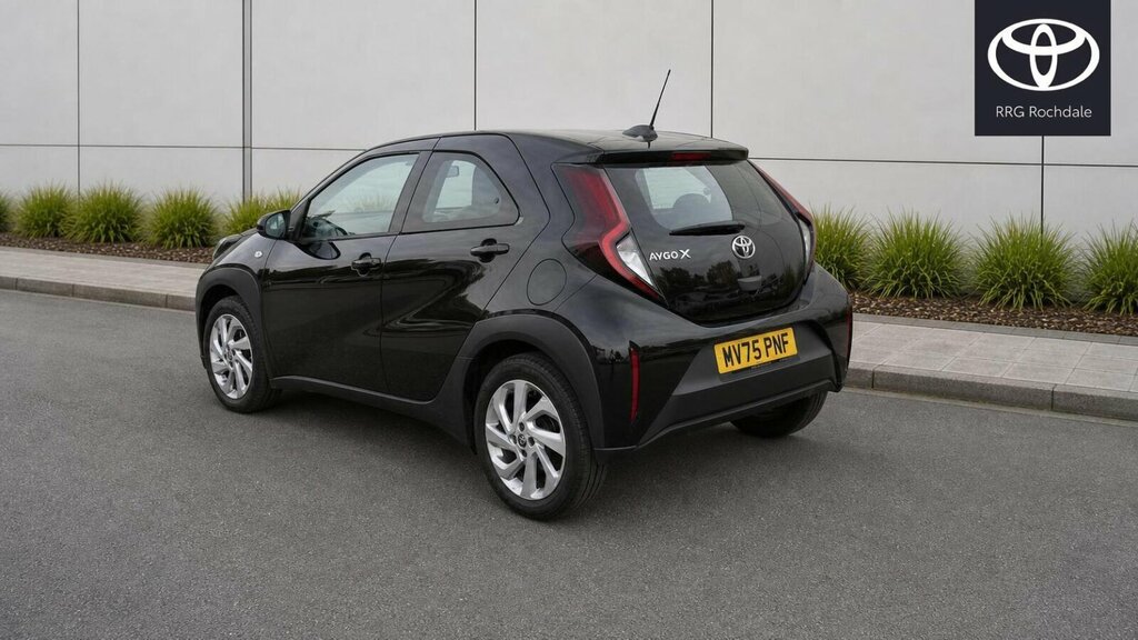 Toyota Aygo X 1.0 Vvt-i Pure X-shift Euro 6 Ss MV75PNF Black #6