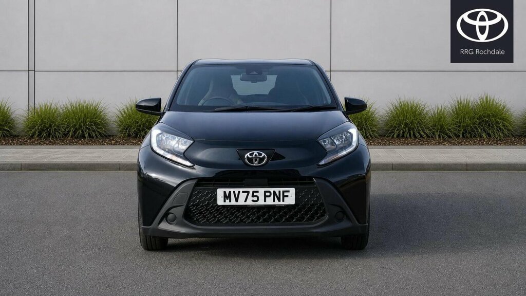 Toyota Aygo X 1.0 Vvt-i Pure X-shift Euro 6 Ss MV75PNF Black #2