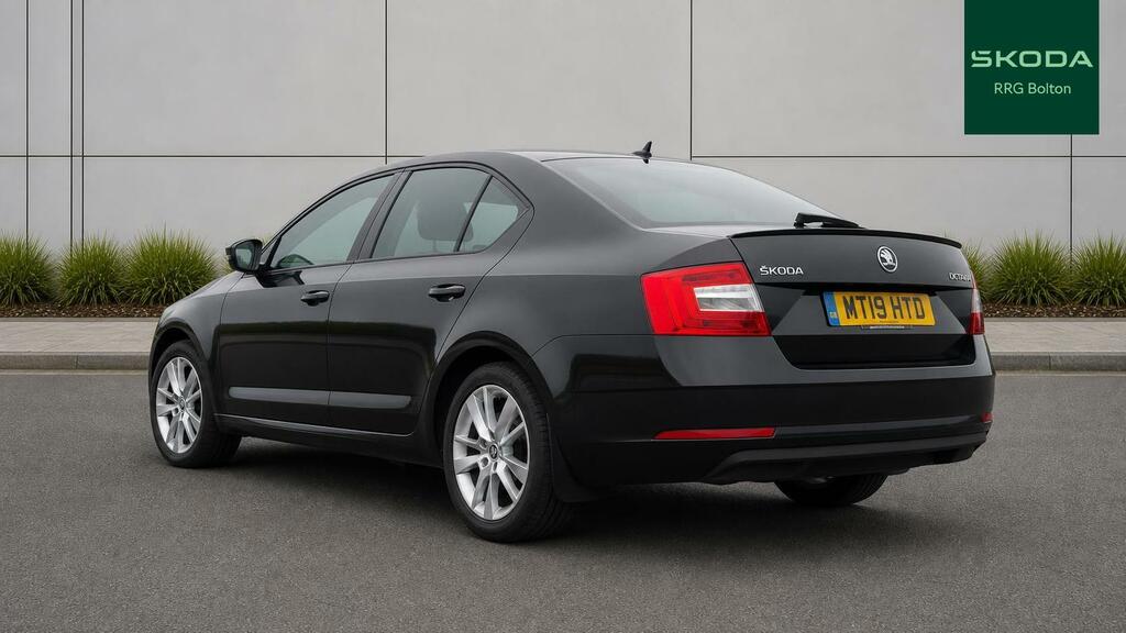 Skoda Octavia 1.5 Tsi Se L Dsg Black #6