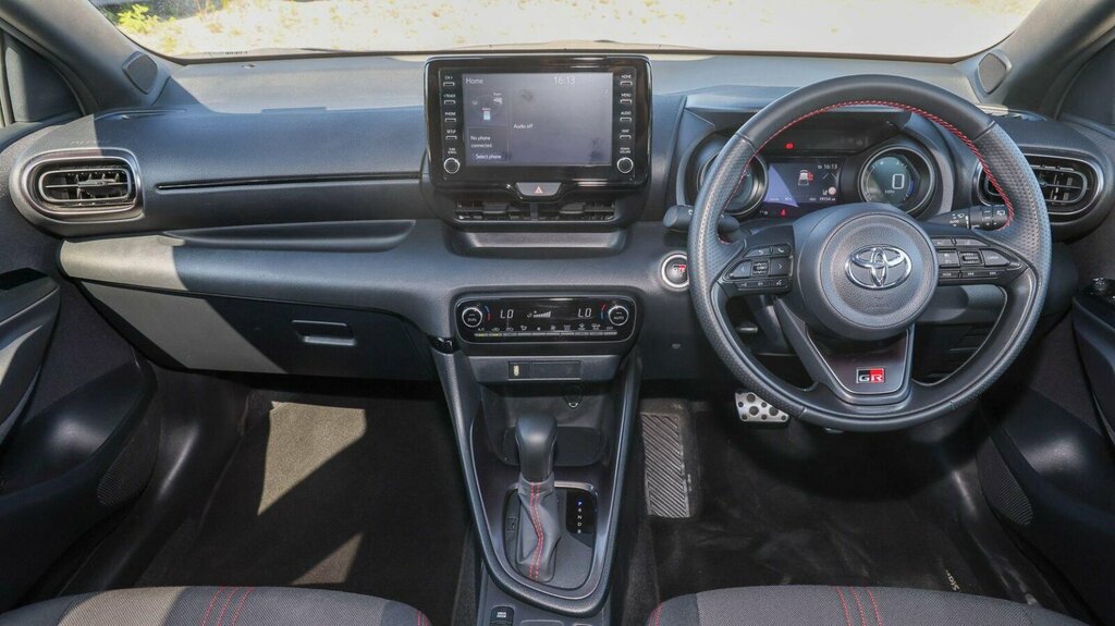 Toyota Yaris 1.5 Vvt-h Gr Sport E-cvt Euro 6 Ss MD73JYA White #6