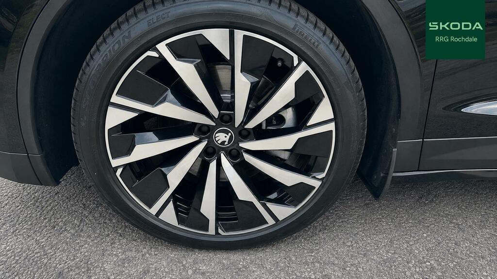 Skoda ENYAQ 210Kw 85X Sportline 82Kwh 4X4 ML26HLM Black #5